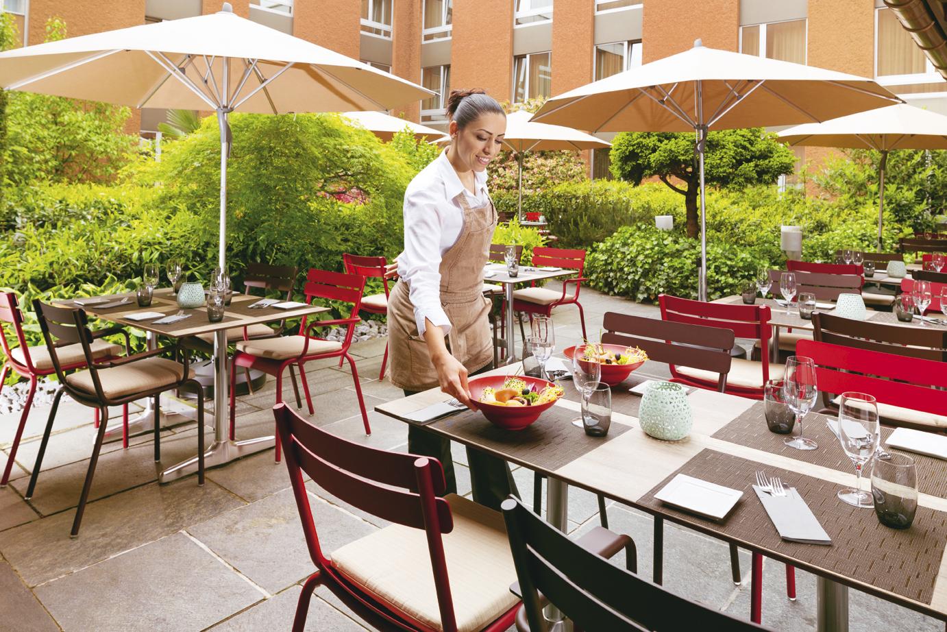 Mövenpick Hotel Zürich-Regensdorf Exterior foto