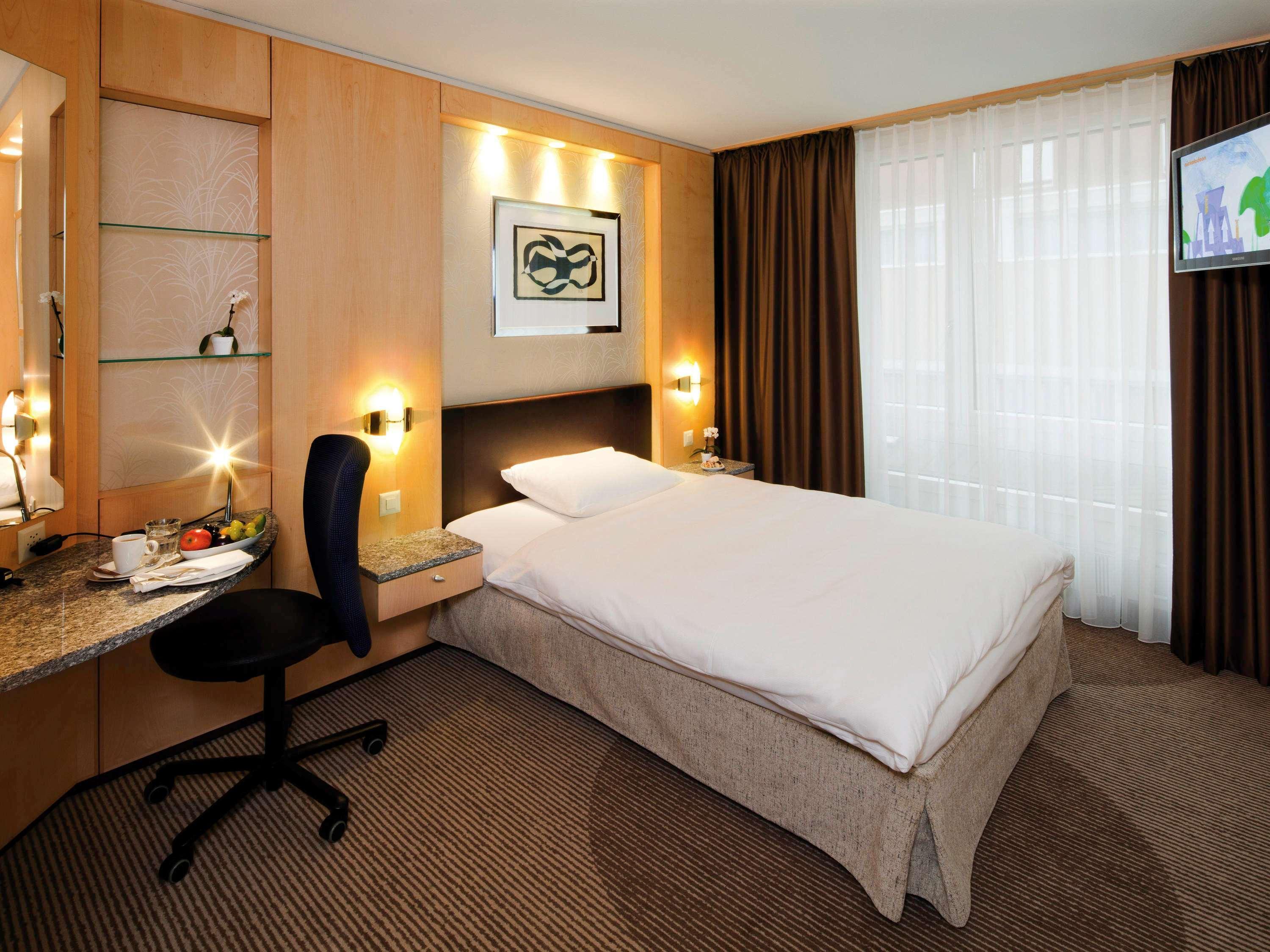 Mövenpick Hotel Zürich-Regensdorf Exterior foto